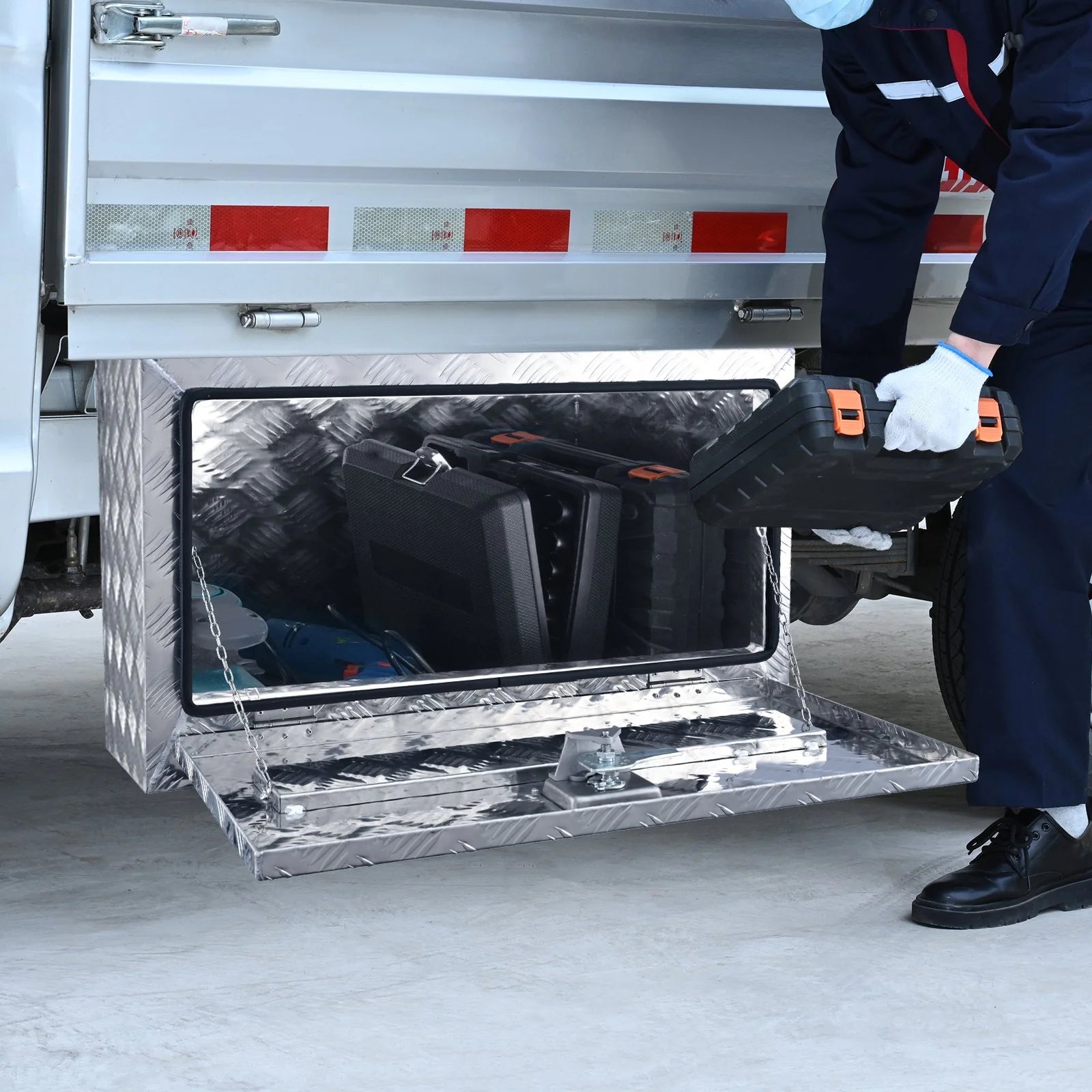 VEVOR Underbody Truck Box, 30¡_14¡_16 Pickup Storage Box, Heavy Duty Aluminum Diamond Plate Tool Box with Lock and Keys, Waterproof Trailer Storage Box with T-Handle Latch for Truck, Van, Trailer
