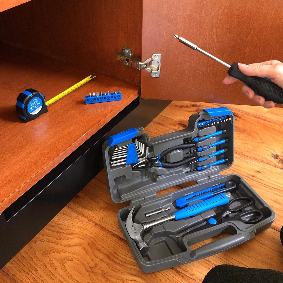 39 Piece General Tool Kit - DT9706BL