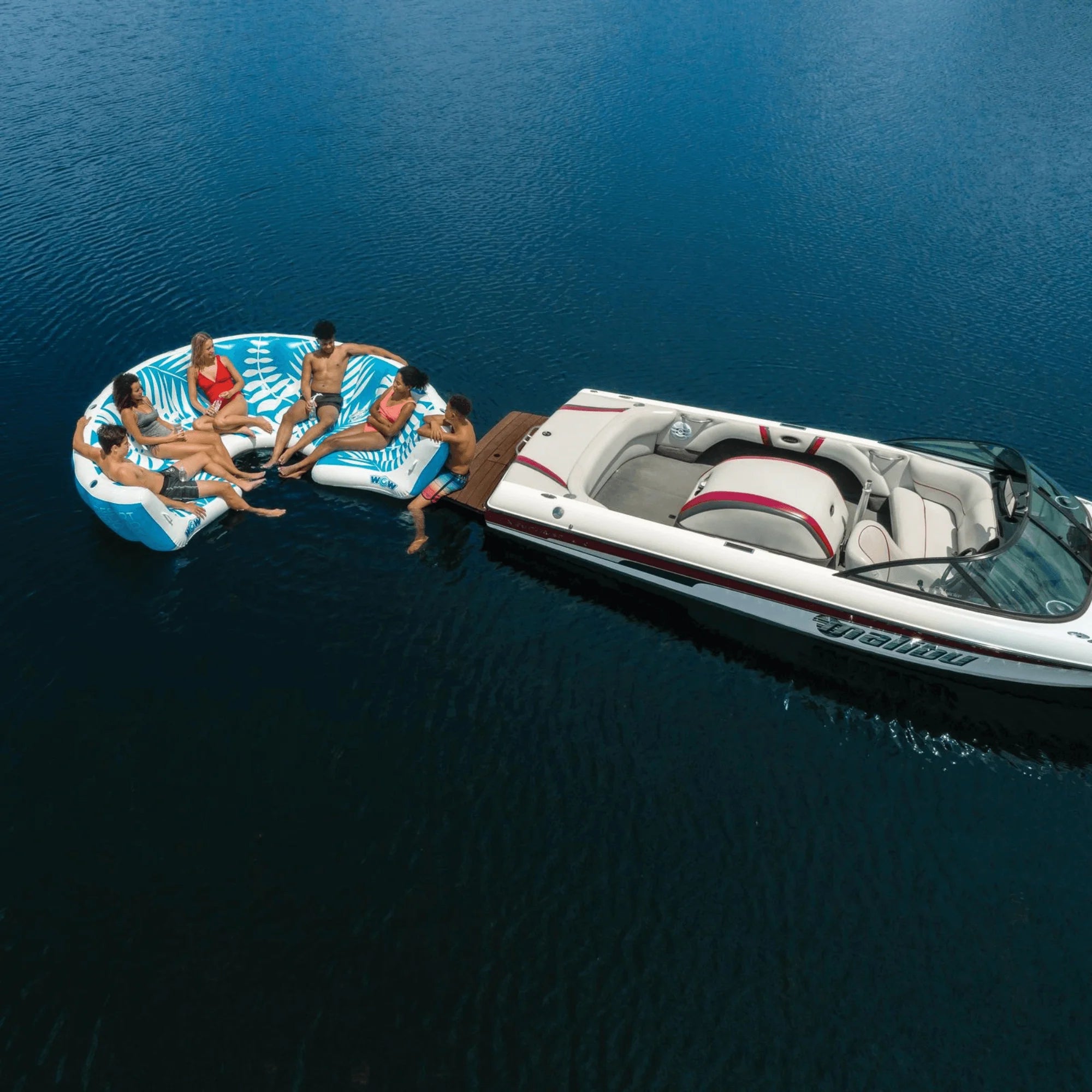WOW Watersports Inflatable Lounging Resort Island for 6-8 People W Cup Holders
